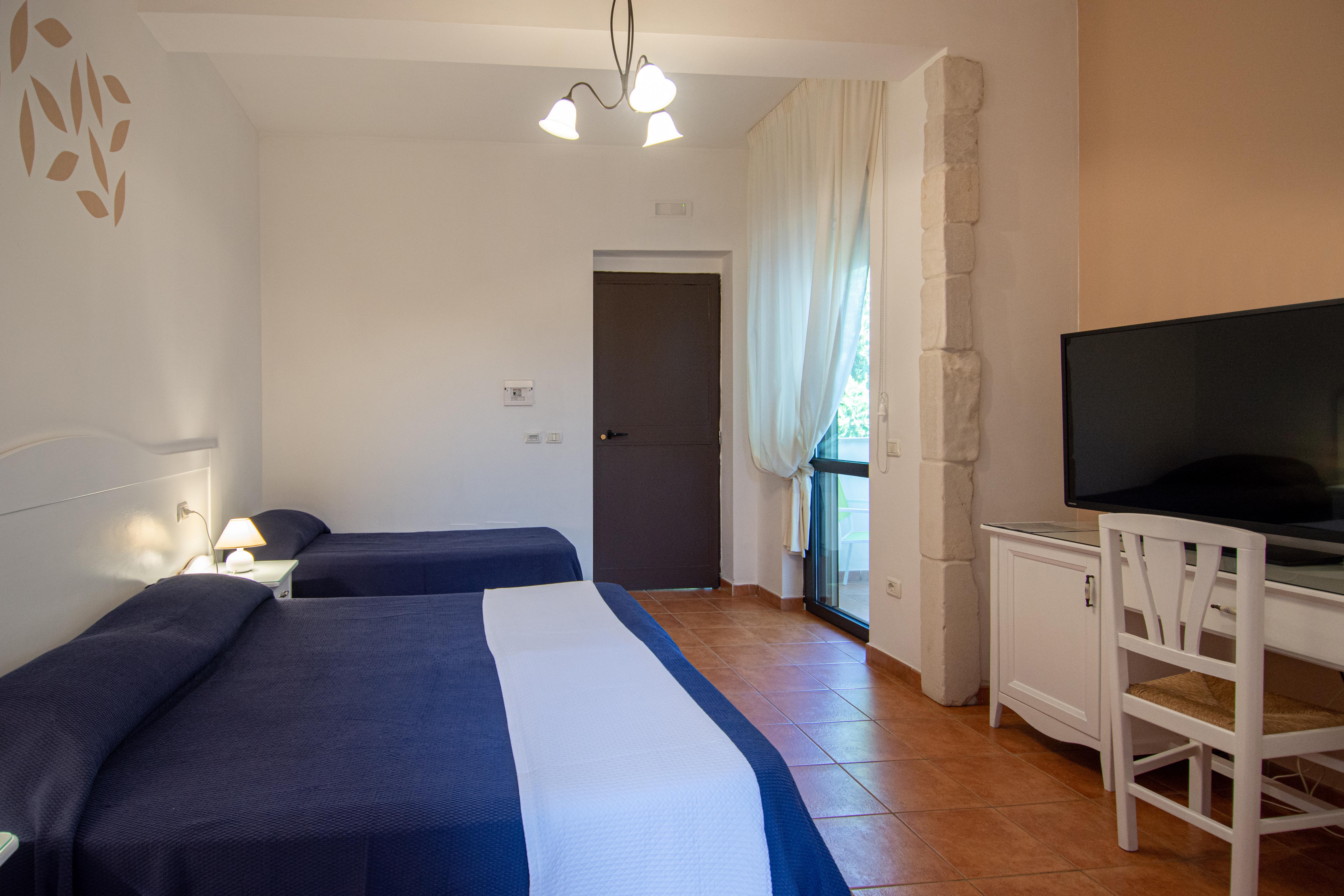 Giardino Degli Ulivi Resort Masseria マルゲリータ・ディ・サヴォイア エクステリア 写真