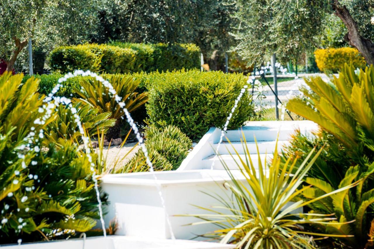 Giardino Degli Ulivi Resort Masseria マルゲリータ・ディ・サヴォイア エクステリア 写真