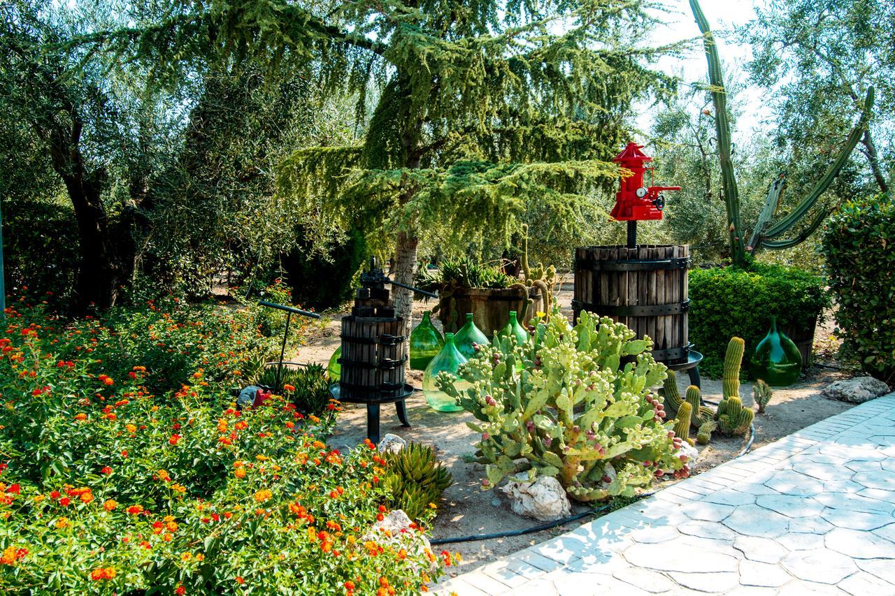 Giardino Degli Ulivi Resort Masseria マルゲリータ・ディ・サヴォイア エクステリア 写真